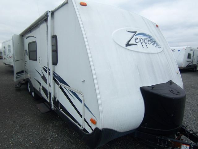 Used 2004 Keystone Zeppelin 281 Travel Trailer For Sale